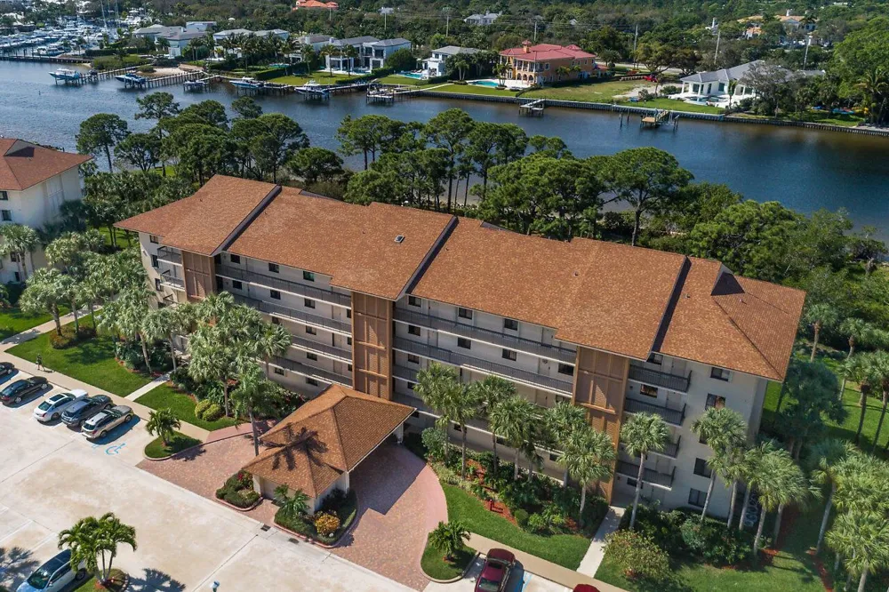 2101 Marina Isle Way #202 Jupiter, FL 33477
