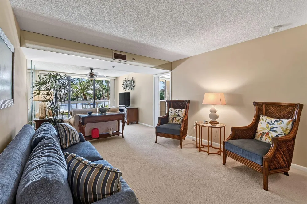 2101 Marina Isle Way #202 Jupiter, FL 33477