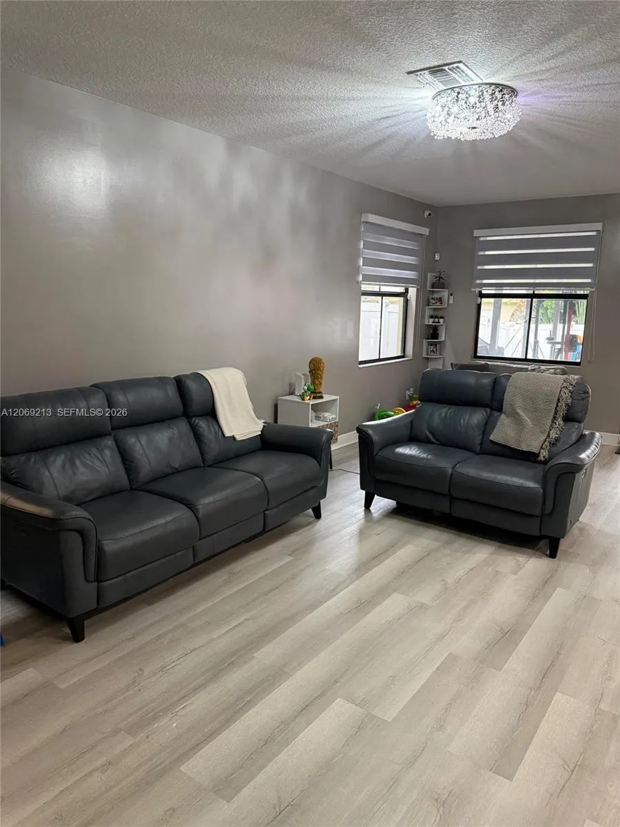 4926 NW 57th Ct Tamarac, FL 33319