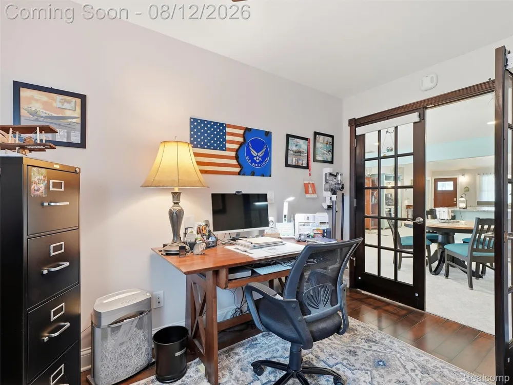 1640 Beverly Boulevard Walled Lake City, MI 48390
