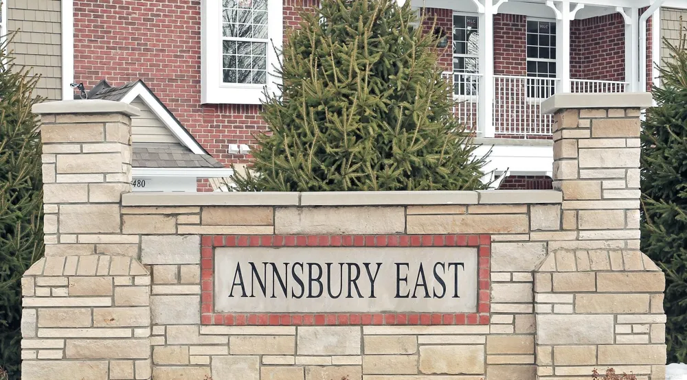 8249 W Annsbury Circle Shelby Charter Township, MI 48316