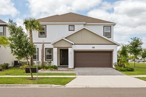 4472 MONADO DRIVE