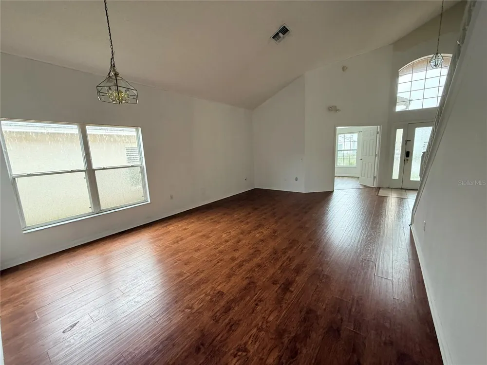 2918 BLOOMING ALAMANDA LOOP Kissimmee, FL 34747