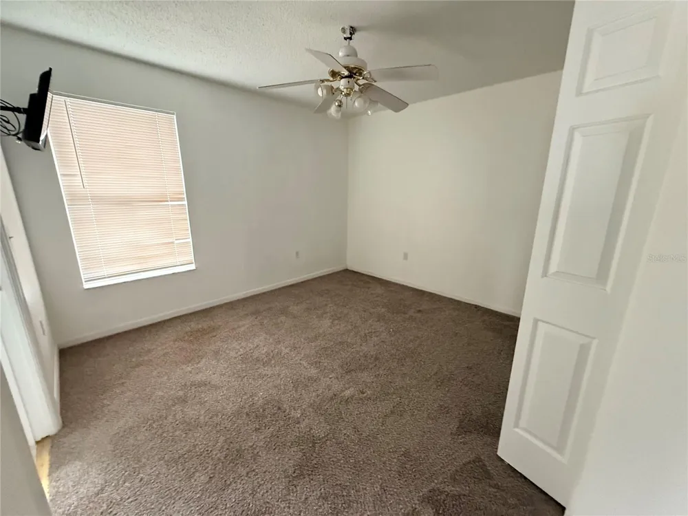 2918 BLOOMING ALAMANDA LOOP Kissimmee, FL 34747