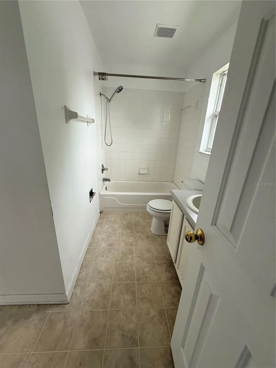 2918 BLOOMING ALAMANDA LOOP Kissimmee, FL 34747
