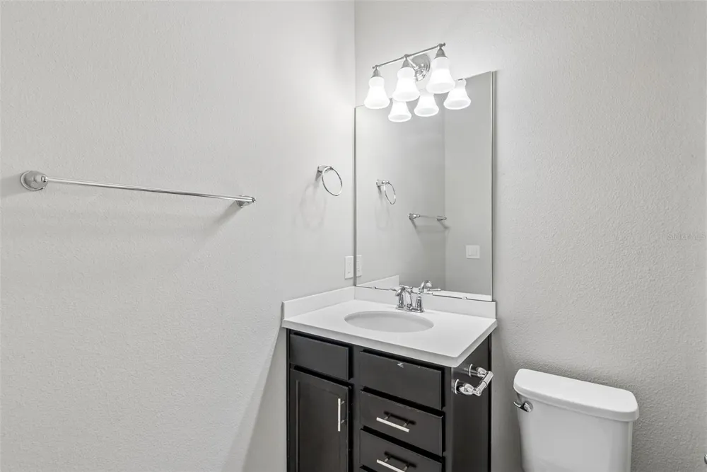 588 PIAZZA POINT Oviedo, FL 32765