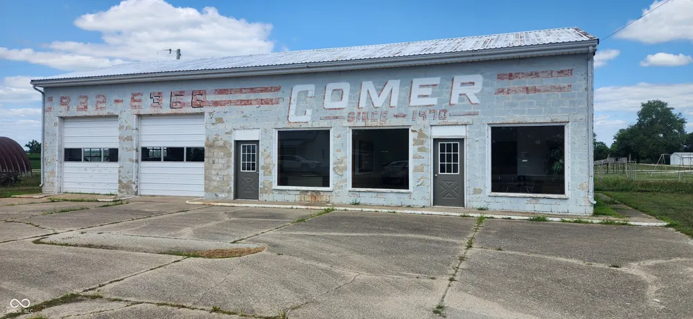 4394 E Us Highway 52 Road Rushville, IN 46173