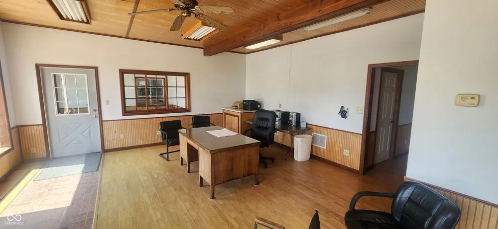 4394 E Us Highway 52 Road Rushville, IN 46173