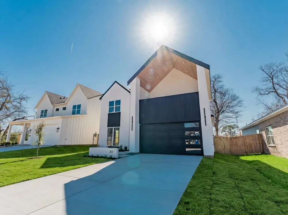 3018 Rochester Street Dallas, TX 75215
