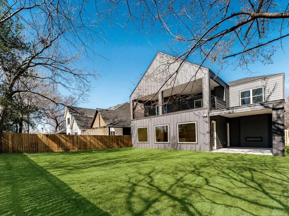 2706 Valentine Street Dallas, TX 75215