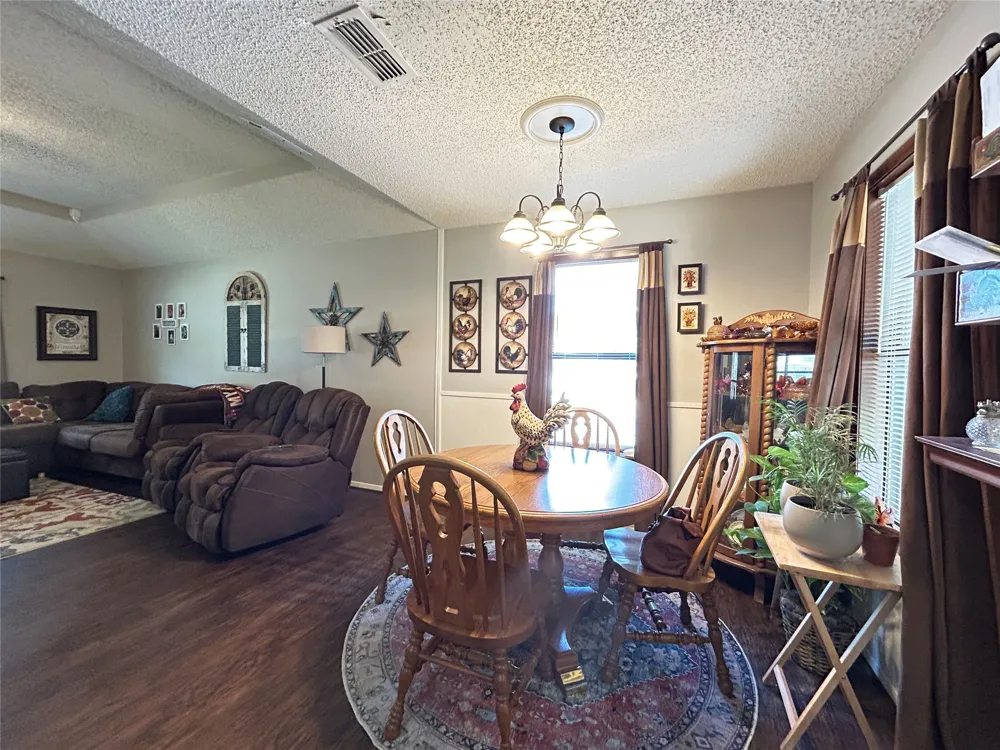 601 Locust Street S Sulphur Springs, TX 75482