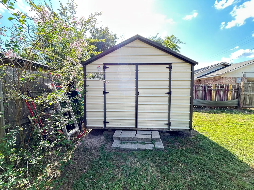 601 Locust Street S Sulphur Springs, TX 75482