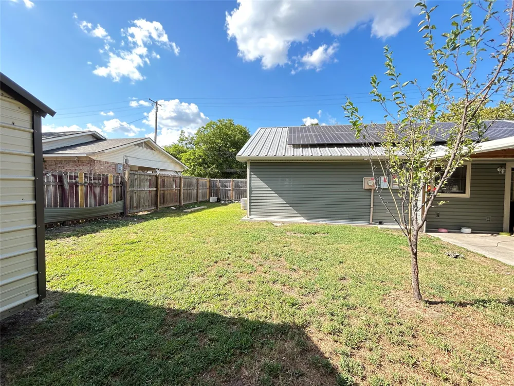 601 Locust Street S Sulphur Springs, TX 75482