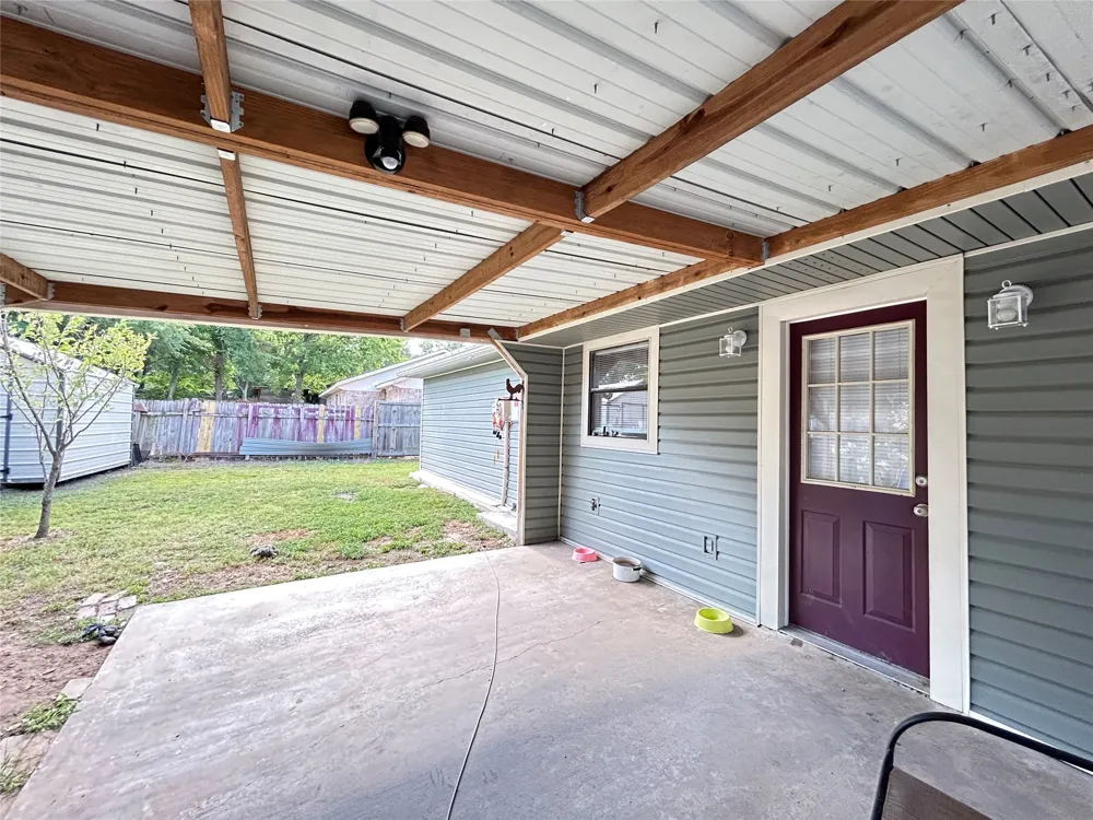 601 Locust Street S Sulphur Springs, TX 75482