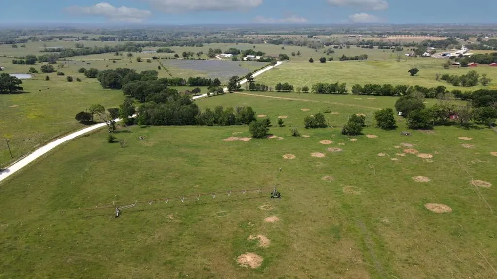 3 Cr 305 Road Navasota, TX 77868
