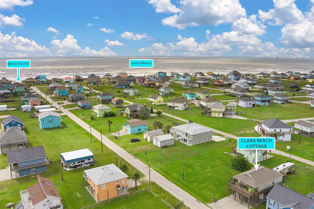977 Clara Street Crystal Beach, TX 77650