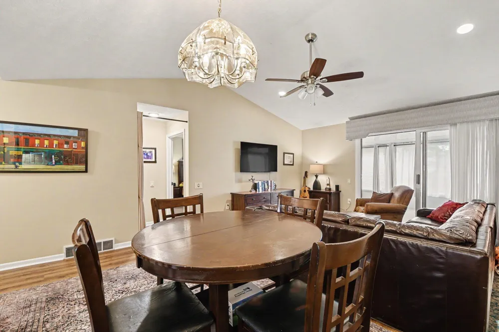 3124 Maple Villa Drive SE Grand Rapids, MI 49508