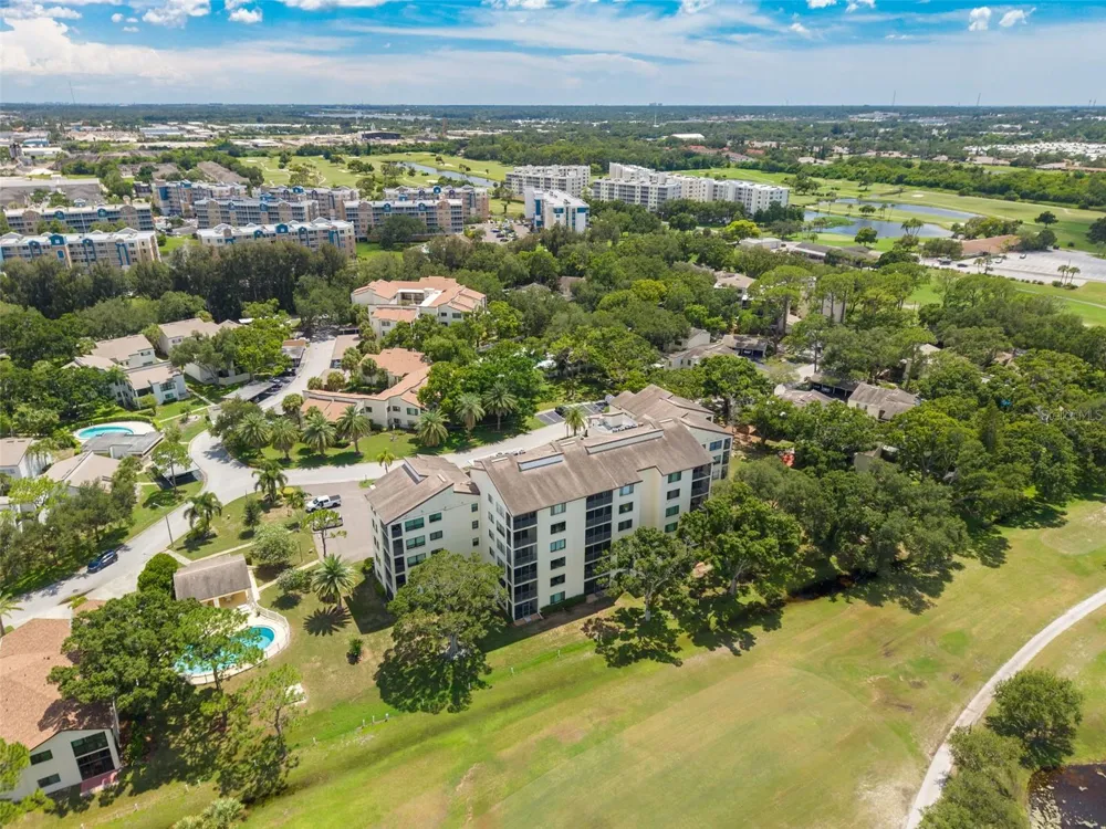 700 STARKEY ROAD #323 Largo, FL 33771