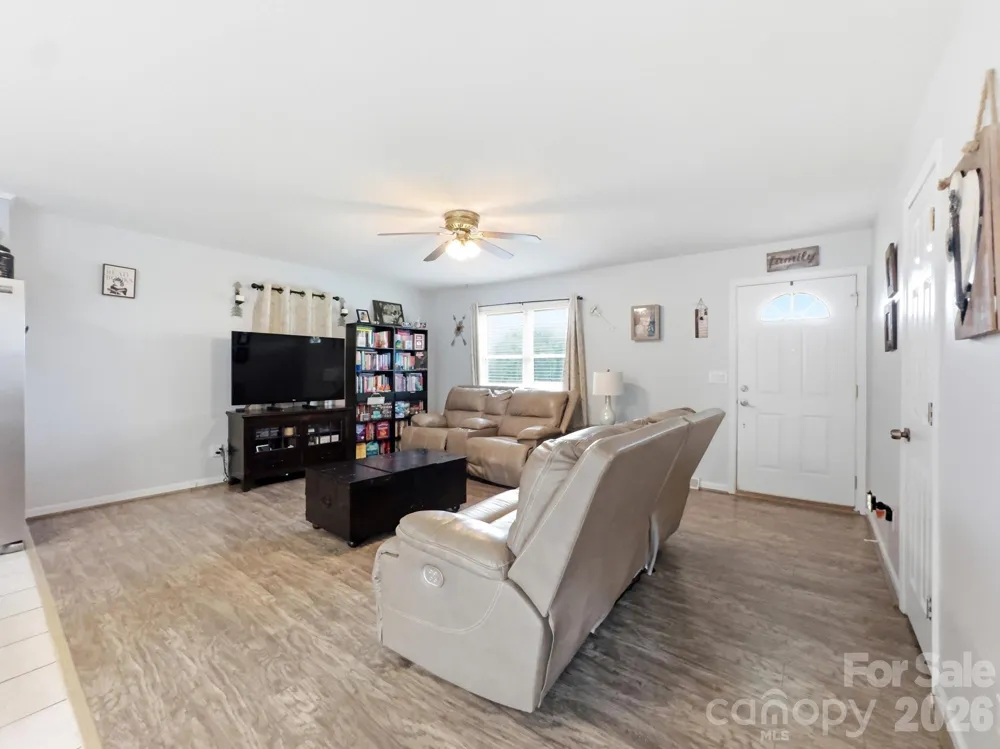 34295 Springdale Drive New London, NC 28127