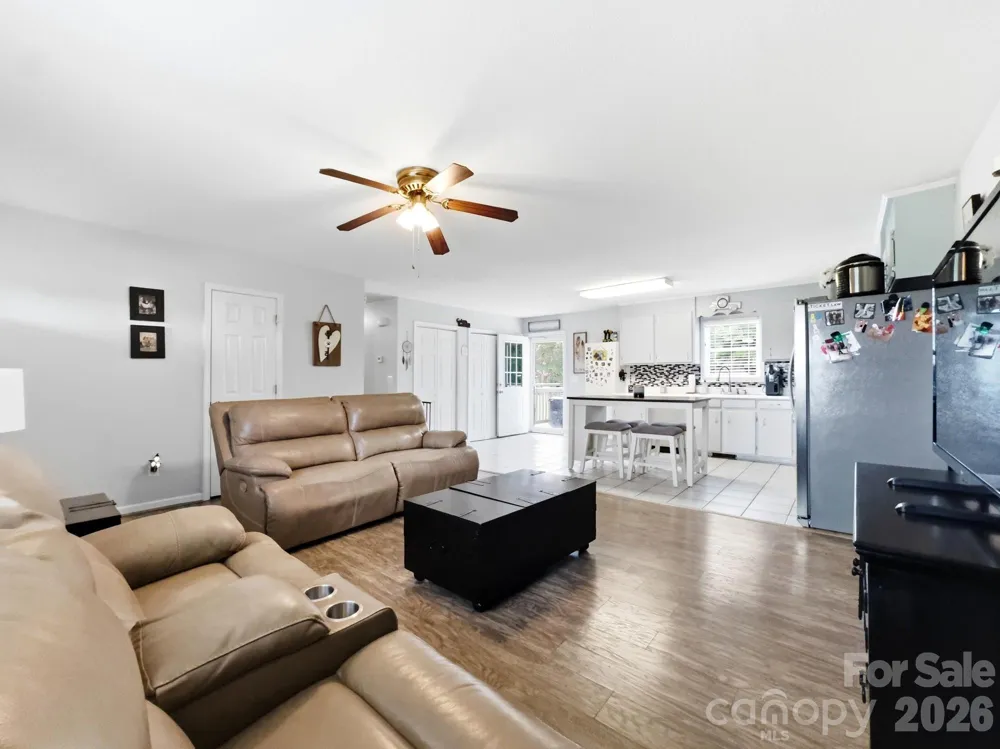 34295 Springdale Drive New London, NC 28127
