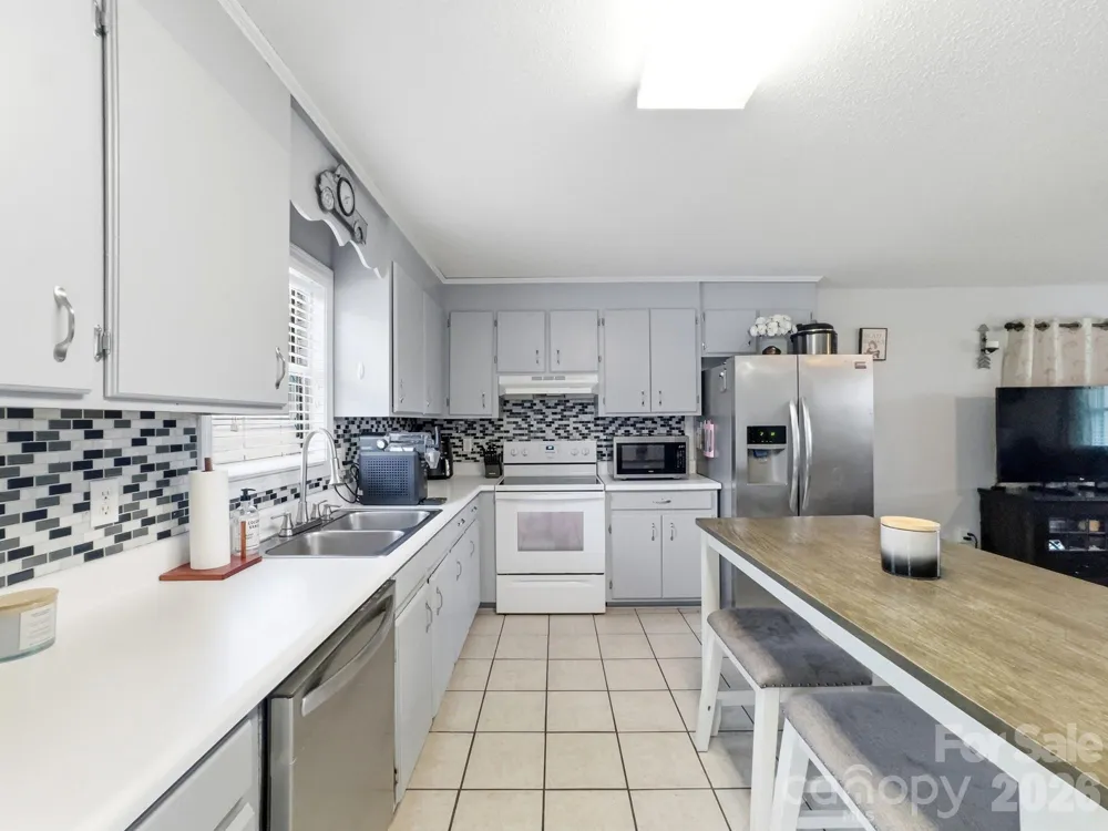 34295 Springdale Drive New London, NC 28127