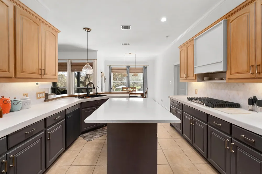 11201 West Cave Boulevard Dripping Springs, TX 78620