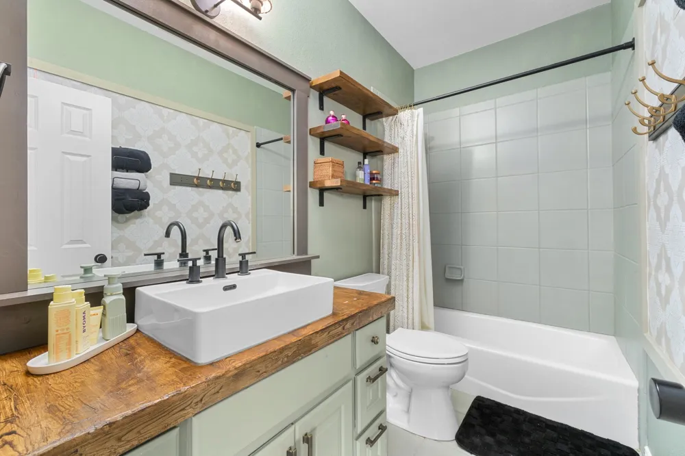 11201 West Cave Boulevard Dripping Springs, TX 78620