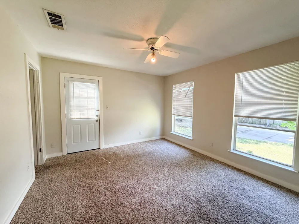 1705 Robinson Street Cleburne, TX 76031