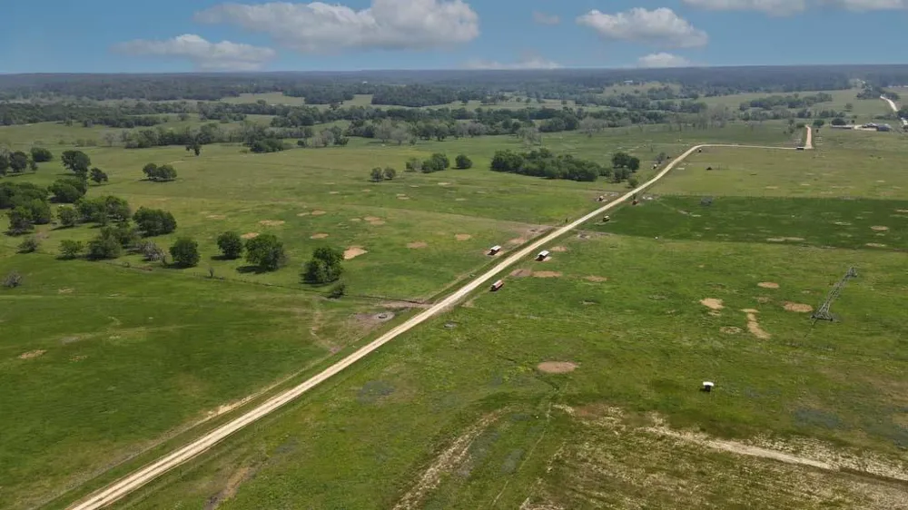 6 Cr 305 Road Navasota, TX 77868