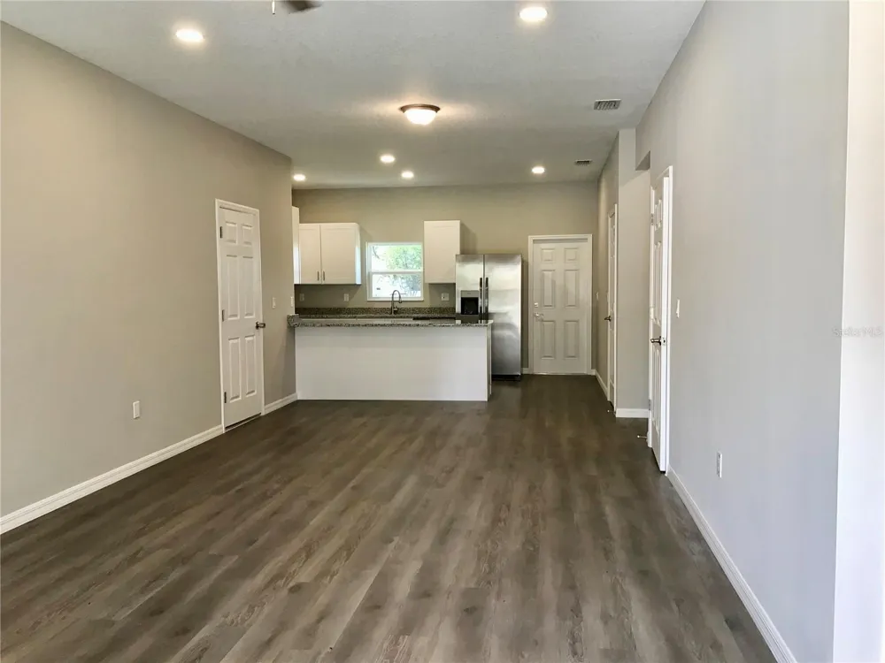 5021 FINDERS COURT Tampa, FL 33617