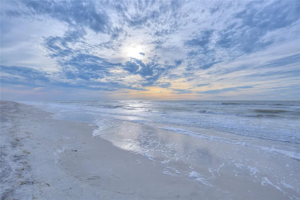 1660 GULF BOULEVARD #PH1 Clearwater Beach, FL 33767