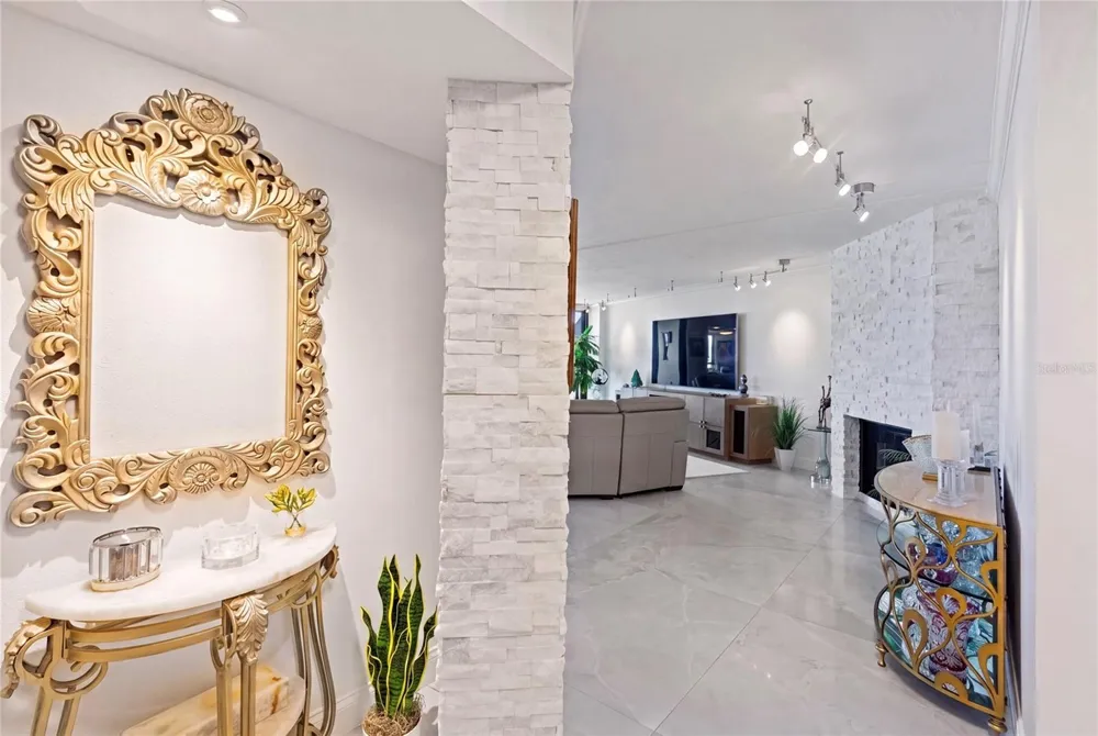 1660 GULF BOULEVARD #PH1 Clearwater Beach, FL 33767