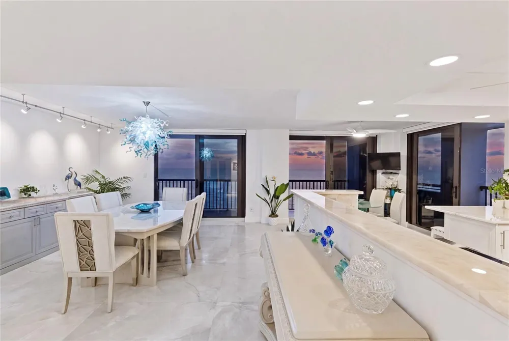 1660 GULF BOULEVARD #PH1 Clearwater Beach, FL 33767