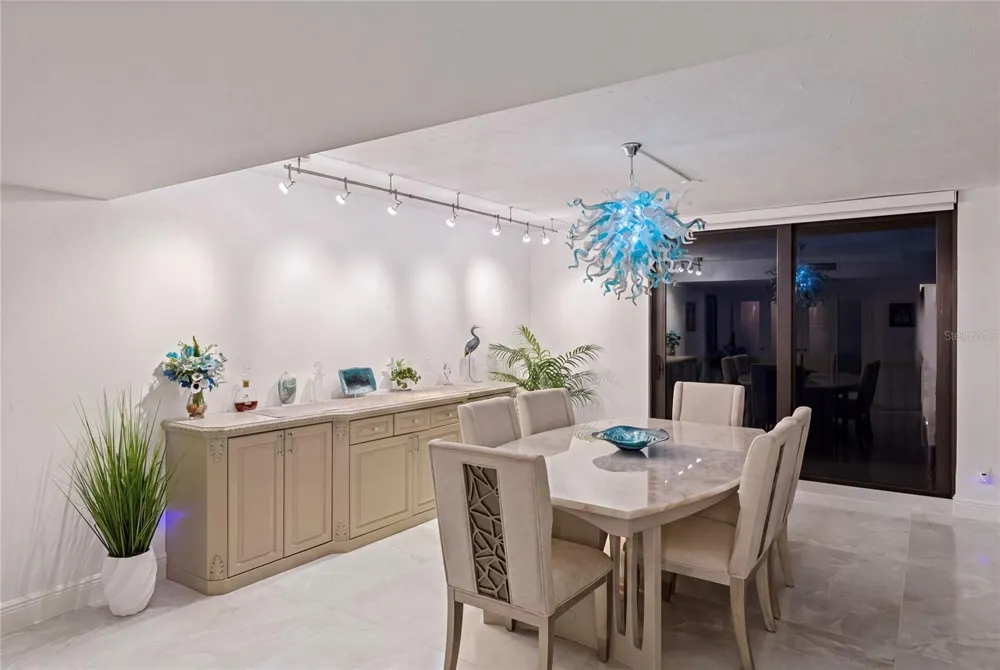 1660 GULF BOULEVARD #PH1 Clearwater Beach, FL 33767