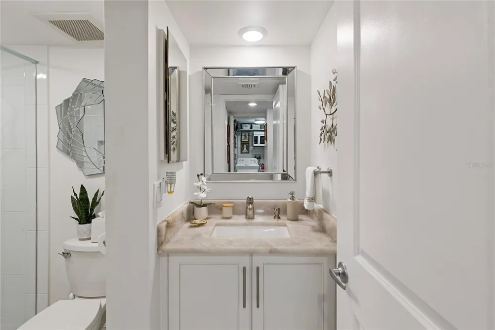 1660 GULF BOULEVARD #PH1 Clearwater Beach, FL 33767