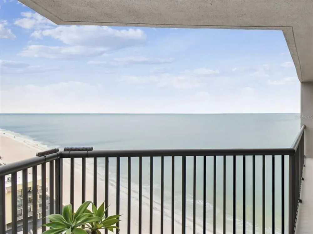 1660 GULF BOULEVARD #PH1 Clearwater Beach, FL 33767