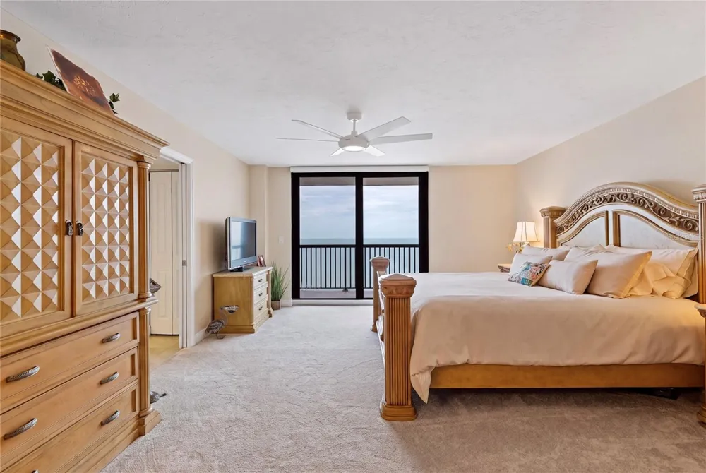 1660 GULF BOULEVARD #PH1 Clearwater Beach, FL 33767