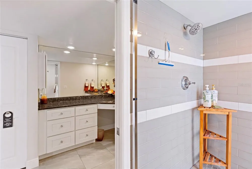 1660 GULF BOULEVARD #PH1 Clearwater Beach, FL 33767
