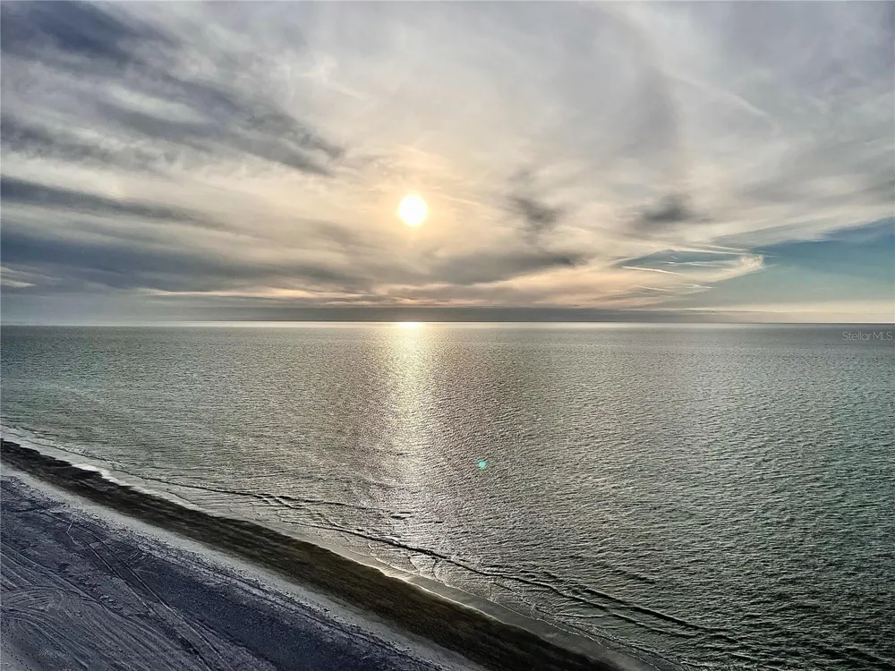 1660 GULF BOULEVARD #PH1 Clearwater Beach, FL 33767