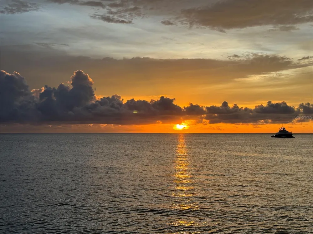 1660 GULF BOULEVARD #PH1 Clearwater Beach, FL 33767