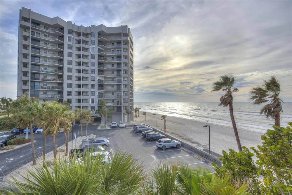 1660 GULF BOULEVARD #PH1 Clearwater Beach, FL 33767