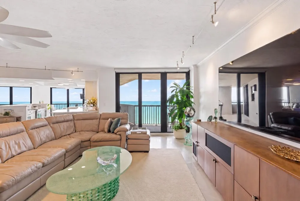 1660 GULF BOULEVARD #PH1 Clearwater Beach, FL 33767