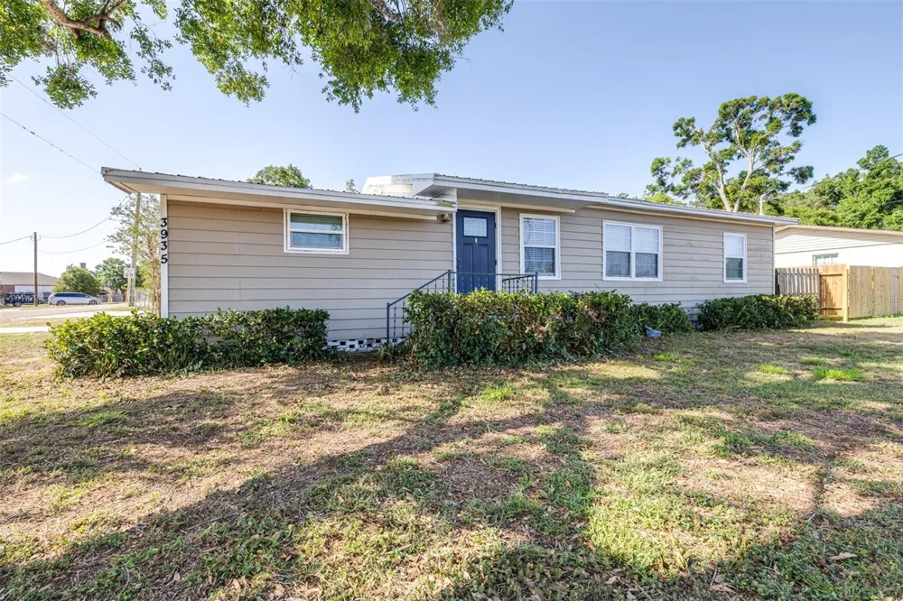 3935 CLUBHOUSE ROAD Highland City, FL 33846