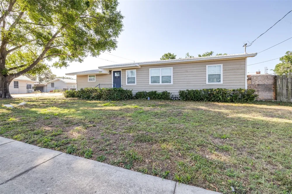 3935 CLUBHOUSE ROAD Highland City, FL 33846