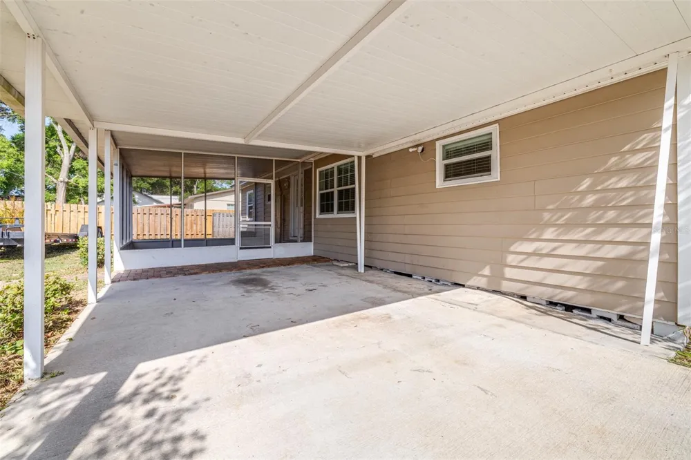3935 CLUBHOUSE ROAD Highland City, FL 33846