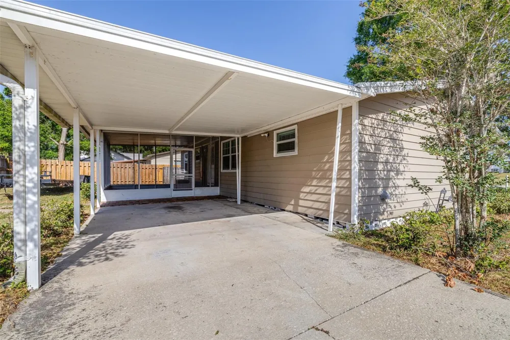 3935 CLUBHOUSE ROAD Highland City, FL 33846