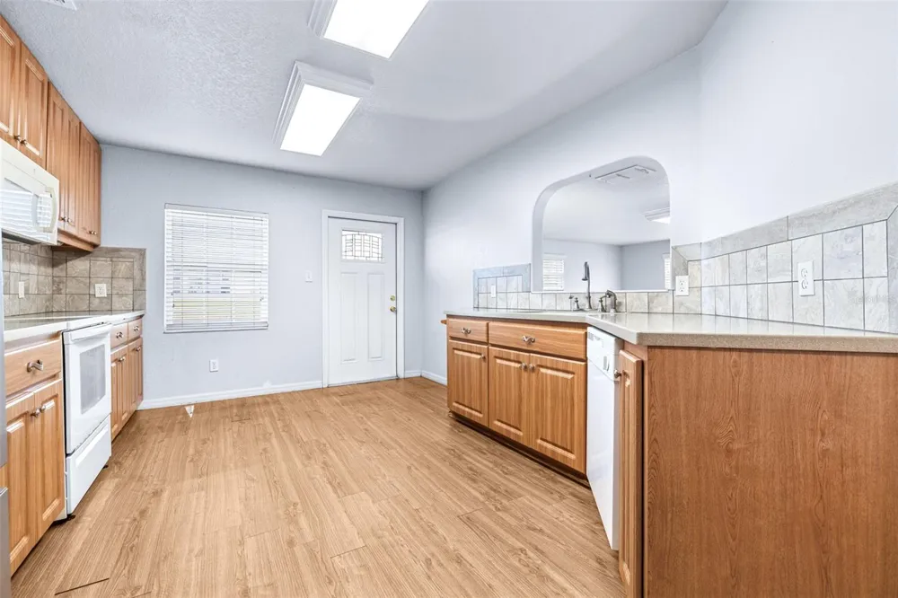3935 CLUBHOUSE ROAD Highland City, FL 33846