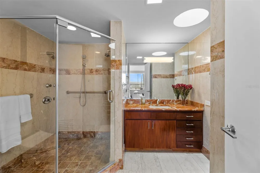 1035 ASHFORD AVENUE #WEST PH-B San Juan, PR 00907