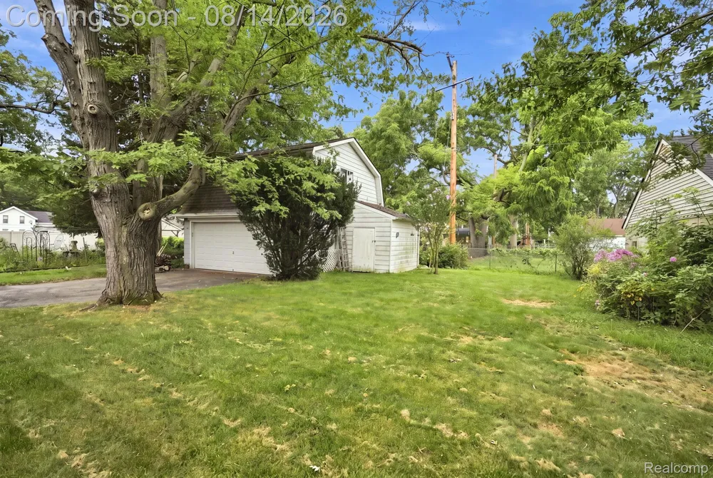 69655 Parker Street Richmond City, MI 48062