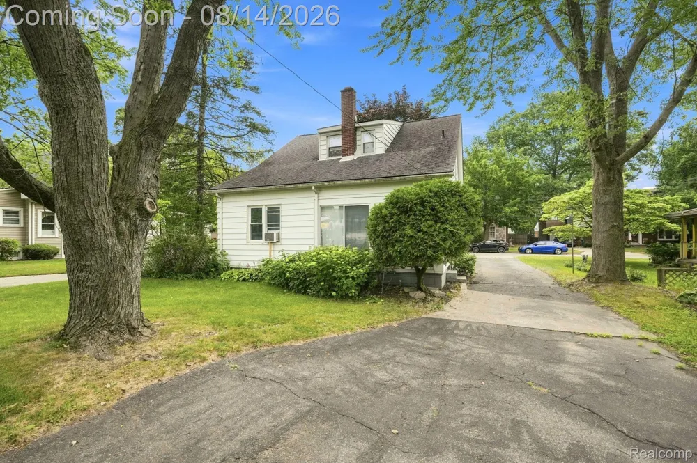 69655 Parker Street Richmond City, MI 48062
